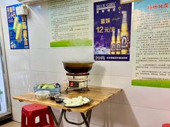 -威邵鸡煲(西华路总店)