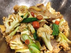 -嘉厨小馆(宜山路店)