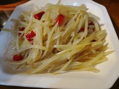 -临江餐馆二楼美食部落
