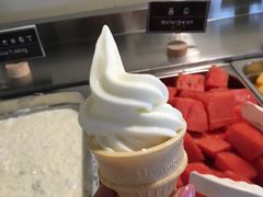 酸奶冰激凌-So Lounge索兰至餐厅(蓝色港湾店)
