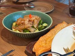 莱阳黄瓜拌海蜇头-KŌNG胶东小馆(华熙店)