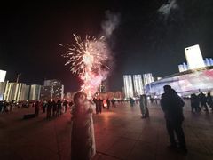 -东港音乐喷泉广场