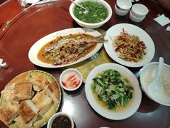 -漁耕小厨农家院(武当山店)