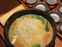 -银米·云南传统过桥米线(双廊黑金冠店)