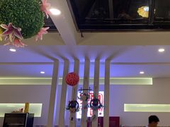 -毛辣果·贵州红酸汤牛肉火锅(西单店)