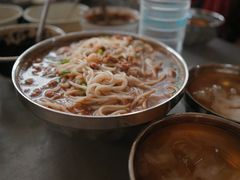 -正宗杨记普洱酸醋米线(总店)