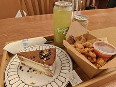 -塔顶·Cafe·日啡夜酒(北京路店)