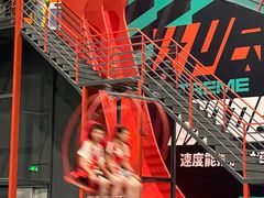 -极限PLAY运动娱乐新世界·团建派对潮玩休闲馆·室内蹦极高空游乐园