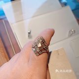 大场合钻戒[得意]