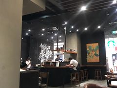大堂-星巴克(大连柏威年店)