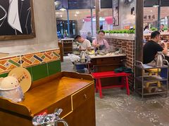 -憨铁匠老火锅(龙岗万科里店)