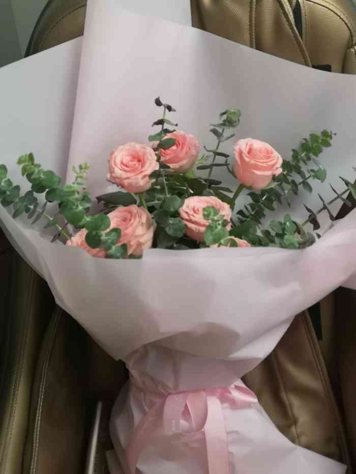 melancholyflower工作室-"嗯,买了那么多次花,这次算是最最恶心的一.