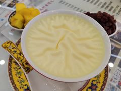 -甜赐良缘牛奶甜品世家(新都汇店)