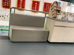 -爱侣宠医·鹦鹉专科·小型哺乳类·异宠专科(灵石路店)