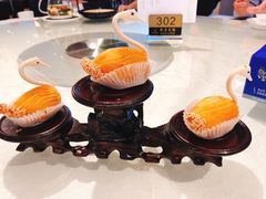 金枕榴莲天鹅酥-安蒂娅.悦景轩中餐厅(西乡店)