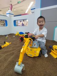 -孩子王童乐园(西安盛龙店)