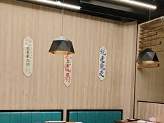 -牛串门串串香(东直门簋街总店)