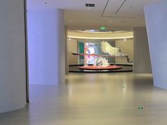 -涨巢·潮玩水疗局