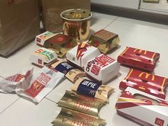 零售区-麦当劳(山大路店)