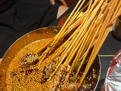 -何师烧烤Pro ·江湖川菜·小龙虾·精酿啤酒(太古里旗舰店)