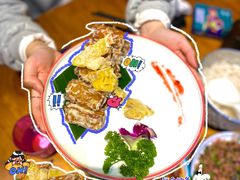 菠萝油条虾-觅山云南菜(泊富ICITY店)