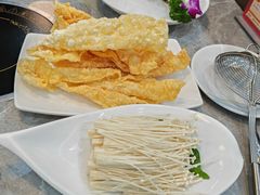 -牛天下·牛肉·海鲜·打边炉·融合菜