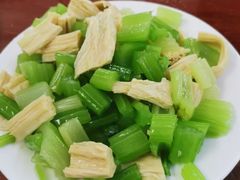 -宝瑞门钉肉饼店