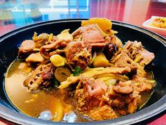 老鸭煲-谊荣海鲜大牌档(石湖店)