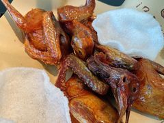 脆皮乳鸽-鸽子侯·家宴·平价海鲜(市图书馆店)
