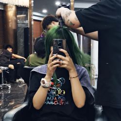 点击看大图 -D.z Salon 无痕接发潮店