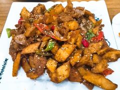 馕丁炒肉-西北朗益和穆斯林餐厅