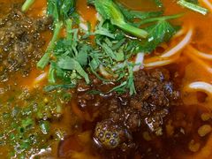 小铜锅杂酱煮米线-泓0871臻选云南菜·味庄