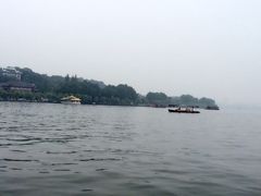 iphone_upload_pic-西湖游船