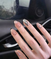 -情同手足美甲美睫