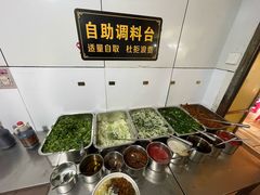 -文山荷鲜居(翠湖店)