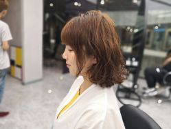 -变画·发型STUDIO