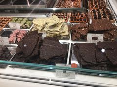 焦糖榛子碎-VENCHI 闻绮(北京国贸商城店)