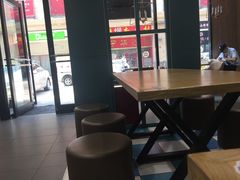 大堂-魏家凉皮(铜锣湾店)