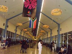 -班达拉奈克国际机场