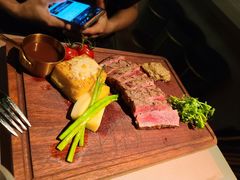 -Oasis Bar & Grill
