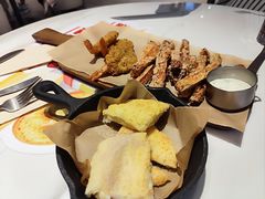 -必胜客(大悦城店)