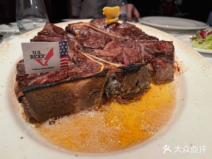 Wolfgang’s Steakhouse 沃夫冈牛排馆(上海白玉兰广场店)招牌大里脊牛排图片