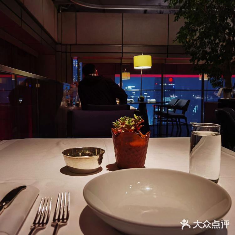 【北京亮✨】全北京最高餐厅 360度无敌夜景