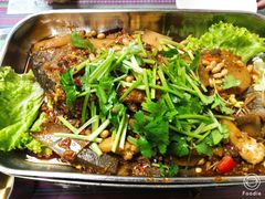 东巴烤鱼-88号小吃店·经典云南菜·地道纳西美食