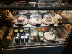 -房角石咖啡与书(吉大南校店)