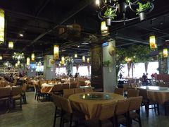 大堂-牛头鱼庄·地道广西菜(西明店)