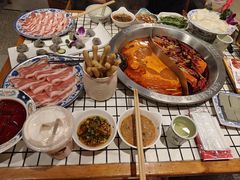 -山悦里 山野·鲜火锅(罗斯福广场店)