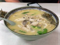 -明呈黄鱼面馆(斜土路店)