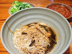 -老外婆本帮面(塔城路店)