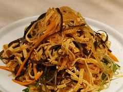 凉拌三丝-四姐妹东北饺子(沙尾路店)